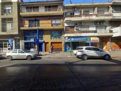 Local en Venta Via Pública