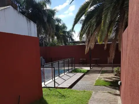 Departamento en Alquiler en Alto Alberdi, $ 700.000