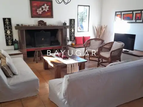 Casa en Alquiler de 4 dormitorios
