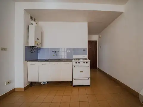 Departamento de 1 ambiente amplio y luminoso en venta en Sáenz Peña