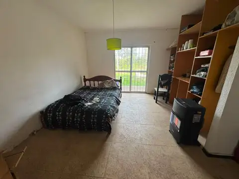 CASA EN VENTA EN PERGAMINO CON PILETA