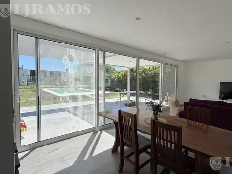 Casa en Venta en Puertos - Barrio Vistas, USD 389.000