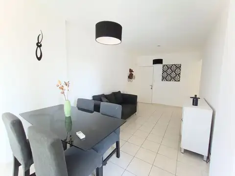 ALQUILER DPTO + COCHERA A MTS DE BV.