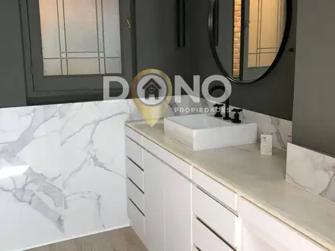 Casa 5 ambientes con 3 baños