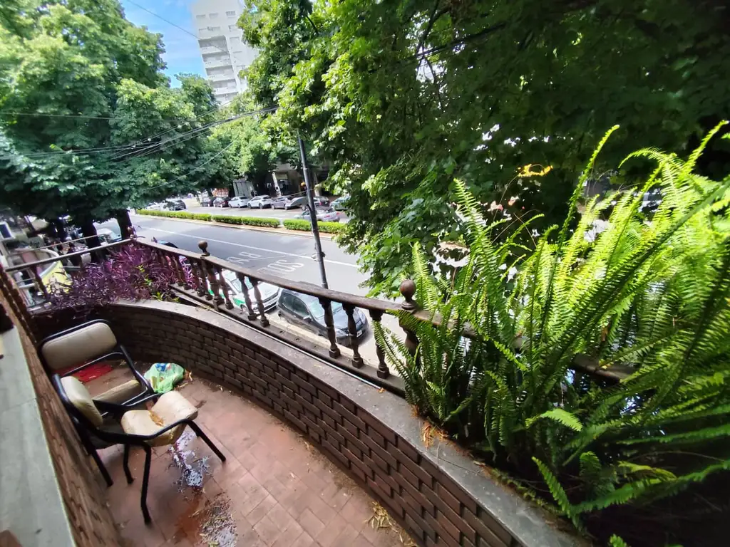 Diagonal 80 e/ 45 y 46