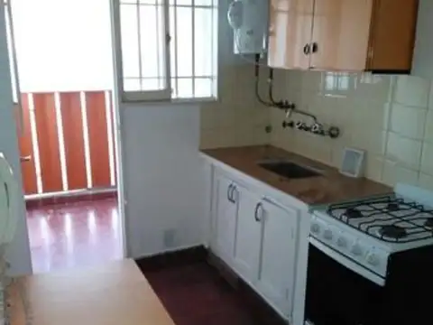 Soldado Ruiz 2000, Piso 1°