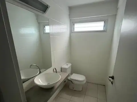 Oficina en Alquiler en Balvanera, USD 1.650