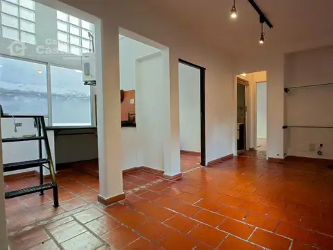 PH en PA, 2 Amb. y Medio con Terraza, a Mts. de Av. Maipú