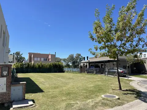 Terreno en Venta de 409,0 m2