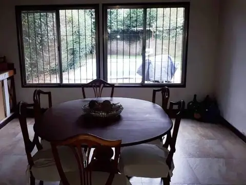 Casa en Venta en Villa Gobernador Udaondo, USD 230.000