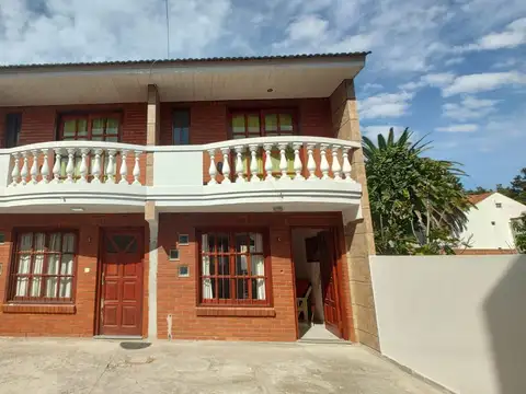 Domingo Faustino 100