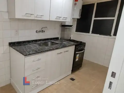 Departamento en Alquiler en Acassuso, $ 750.000