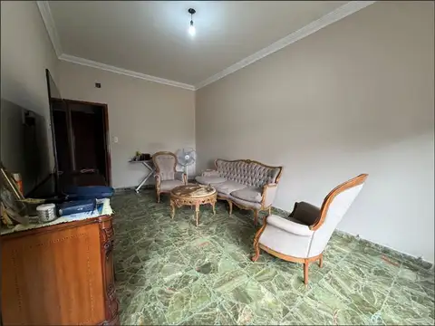 Casa en Venta en El Palomar, USD 130.000