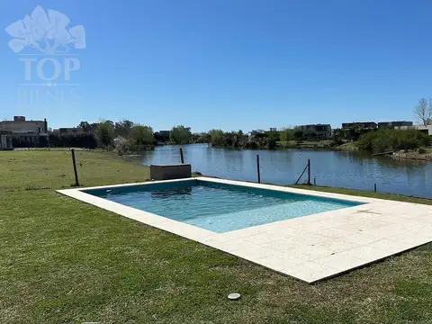 Casa Monoambiente con 4 baños