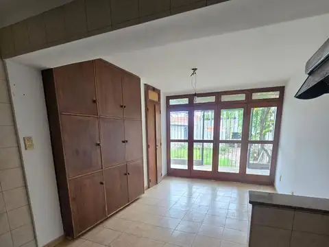 CASA EN VENTA 4 HABITACIONES EN GUAYMALLEN
