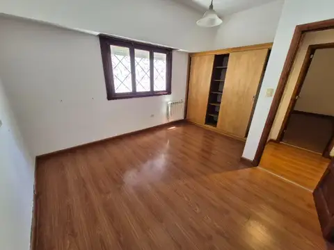 Casa en venta en Parque Luro