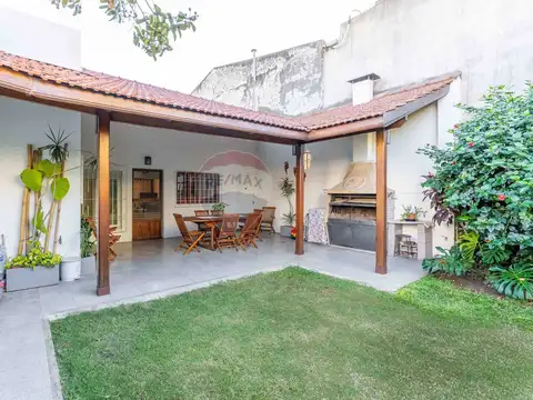 VENTA CASA 3 AMBIENTES EN QUILMES