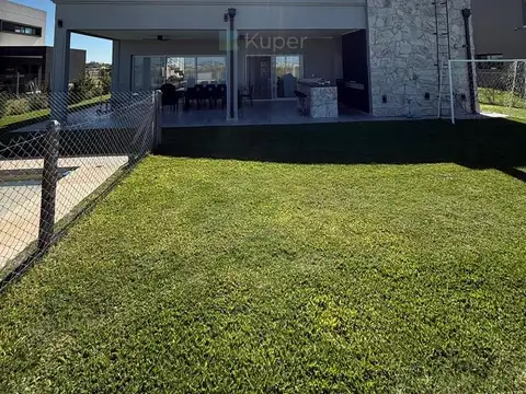Casa en Venta en San Sebastian, $ 510.000