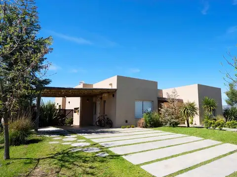BARRIO EL CANTON GOLF 300