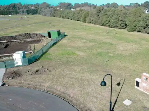 Terreno en Venta en Los Acantilados, USD 66.000