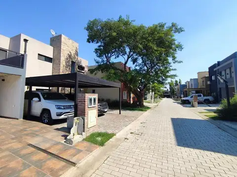 Terreno en Venta en Villa Gobernador Udaondo, USD 52.000