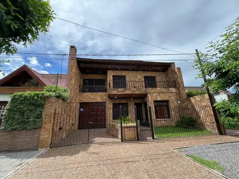 Casa en Manuel B. Gonnet, La Plata