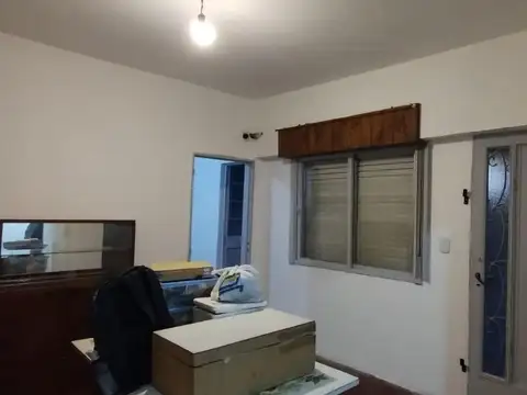 Casa en Alquiler en Villa Sarmiento, $ 800.000