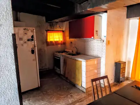 Depto Tipo Casa 2 ambientes con 1 baño