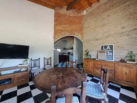 CASA EN VENTA EN PASO DEL REY-AMPLIO PARQUE