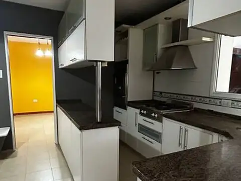Casa en Alquiler en Campos del Virrey, $ 1.400.000