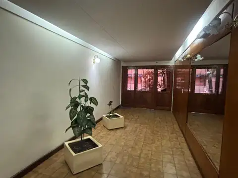 buen viaje 1100, Piso 2