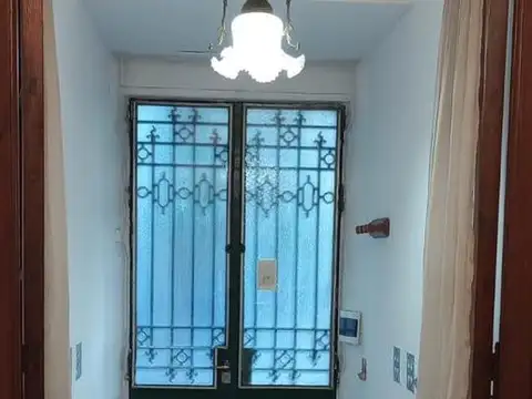 25 de mayo entre Mariano Moreno y Colón al 500