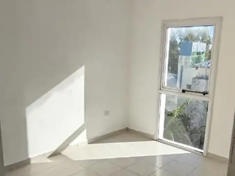 Departamento en Alquiler en Parana, $ 400.000