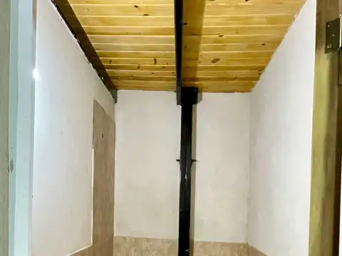 SE ALQUILA GALPON EN RECREO