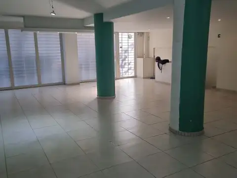 Zabala 3500, Piso pb