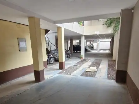 Fontana 400, Piso 1