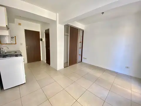 Alquiler Monoambiente Seminuevo. Barrio Martin.