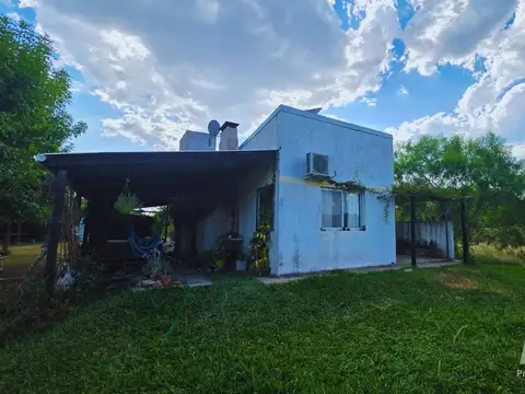 Casa 5 ambientes con 1 baño