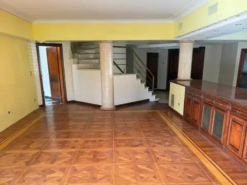 CASA EN VENTA EN BELLA VISTA