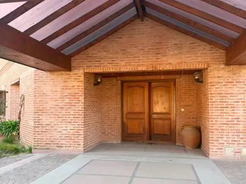 Casa en Venta en Bella Vista, USD 620.000