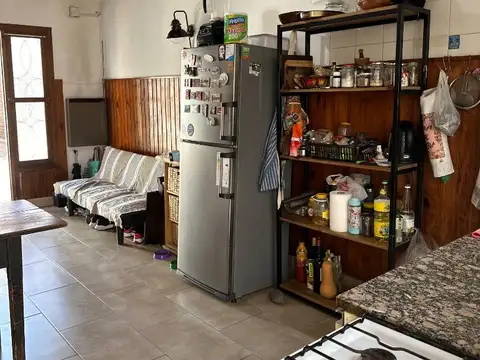 Depto Tipo Casa en Venta en Lomas de Zamora, USD 62.000