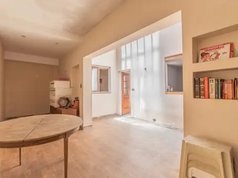 Depto Tipo Casa en Venta de 5 ambientes