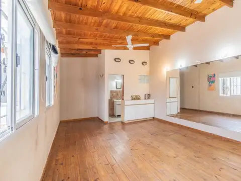 Muñiz 900 , Piso 0
