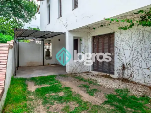 Casa 6 ambientes con 3 baños
