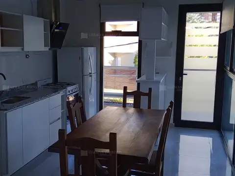 Departamento 2 ambientes con 2 baños