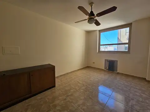 OFICINA CENTRICA EN VENTA EN PLENO CENTRO DE ROSARIO