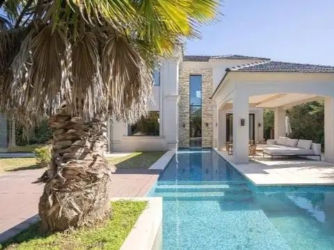 Casa en Venta de 5 dormitorios
