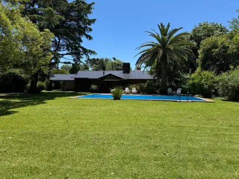 Quinta en Alquiler en Barrio "El Cortijo"