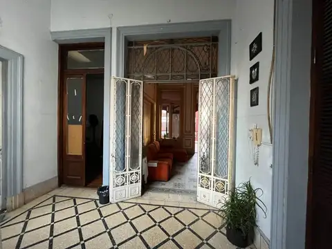 Depto Tipo Casa en Alquiler de 6 dormitorios
