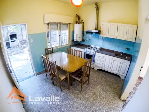 Casa 3 ambientes con 1 baño